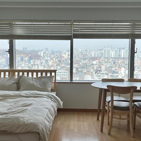 1 Minute House From Hongdae Lejlighed Seoul Eksteriør billede